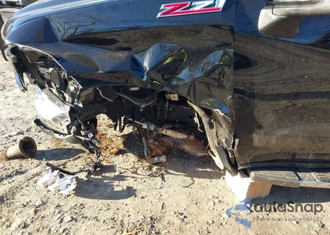 2019 Chevrolet Silverado 1500 Lt z USA, uszkodzony, nr VIN 3GCUYDED7KG111835